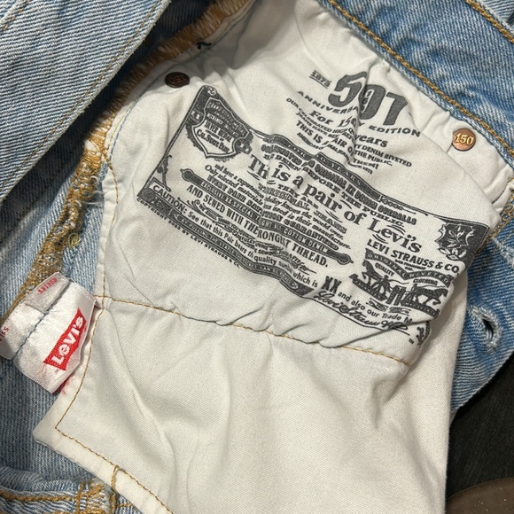 Levi’s 501 Jeans 150th Anniversary Edition 2023 The Original Jean Women’s 24x30 - Picture 9 of 10